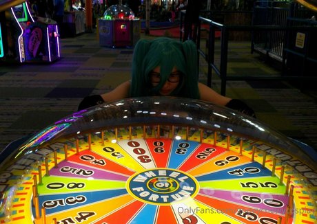 gooeychewycosplay onlyfans creator