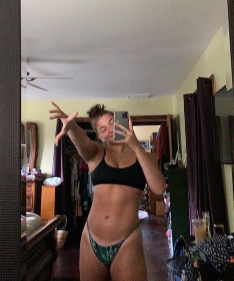 andrea posnerrr nude onlyfans pics