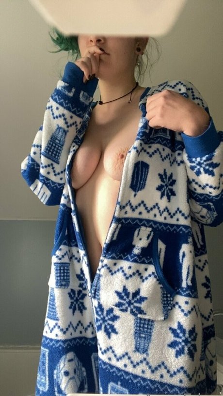 sunflowerseedling onlyfans desnuda