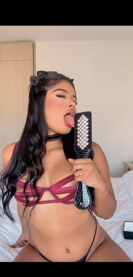 latina solo onlyfans best selfie