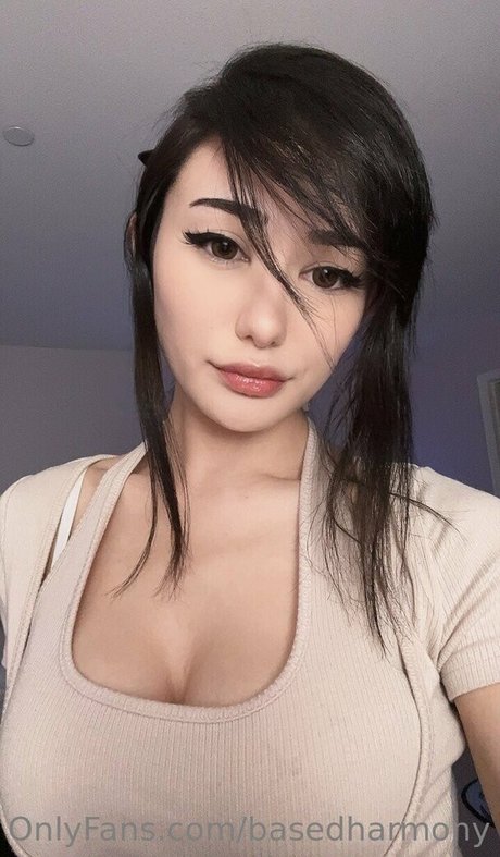 harmonyeva Profile image