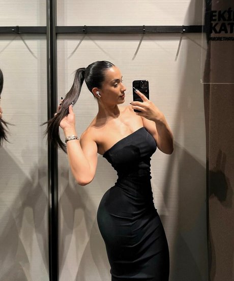 Hale Cabbar leaked only fans