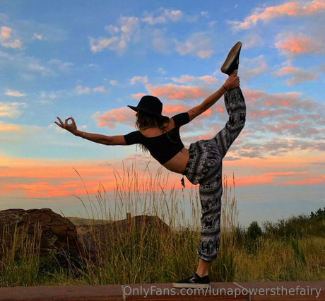 lunapowersthefairy onlyfans leaked sex