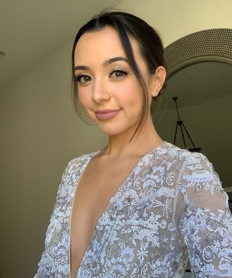 Merrell Twins onlyfans leaked tits