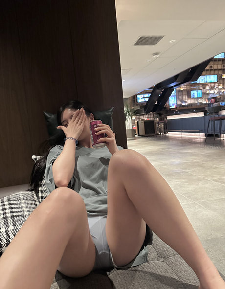 ass eating onlyfans beautiful selfie