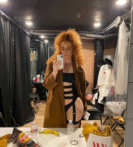 male naked onlyfans erotic pics