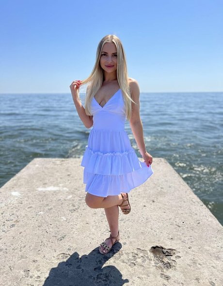 michelleerisee vip onlyfans nude leak