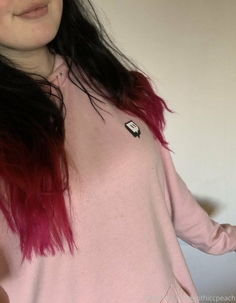 gothiccpeach onlyfans naked leaks