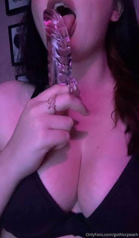 gothiccpeach onlyfans porn