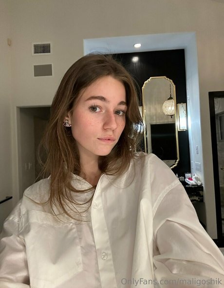 maligoshik onlyfans pics