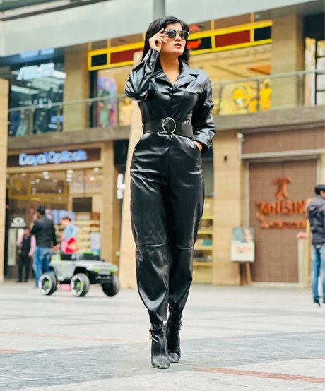 Neha Singh feet onlyfans