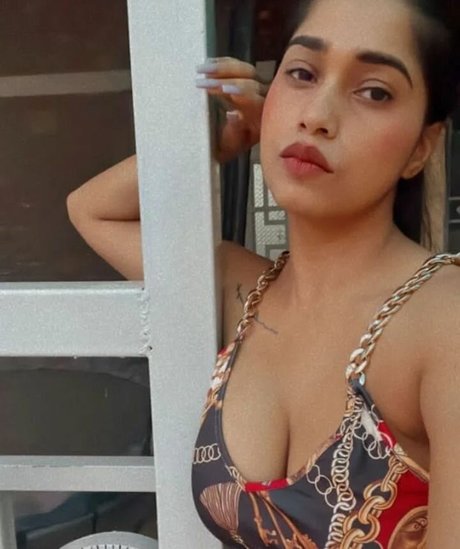 Pratika Sood naked only fans