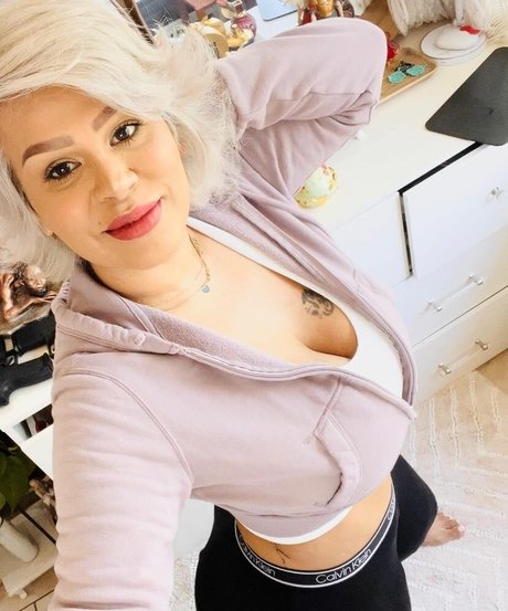 Myra La Chula onlyfans leak sex