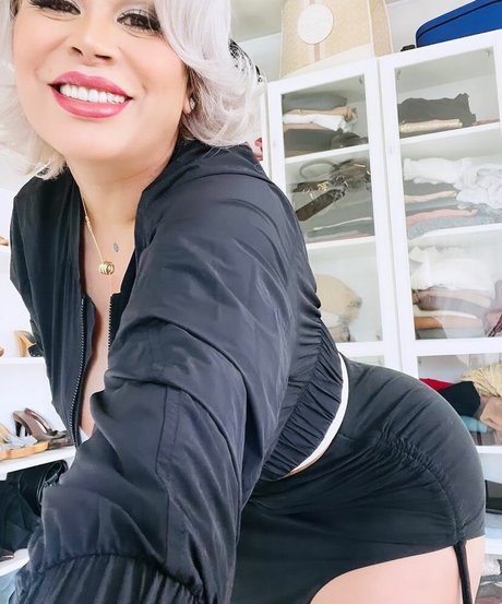 Myra La Chula onlyfans nude leaks