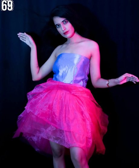 Foxy Queen naked onlyfans leak