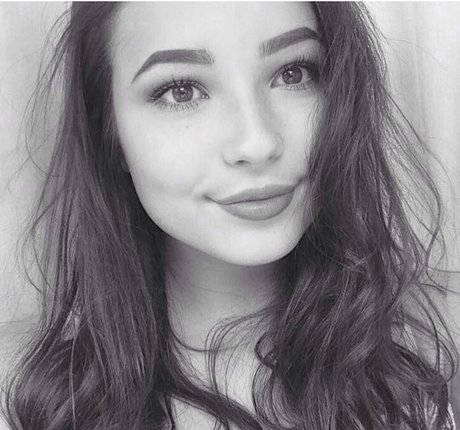 Lydia Harrison onlyfans leaks