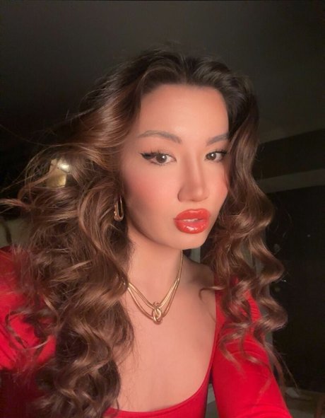 misspetitemay only fans pic