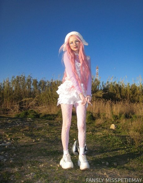 misspetitemay Profile image