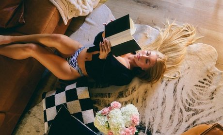 Trinityy Rain onlyfans model photo