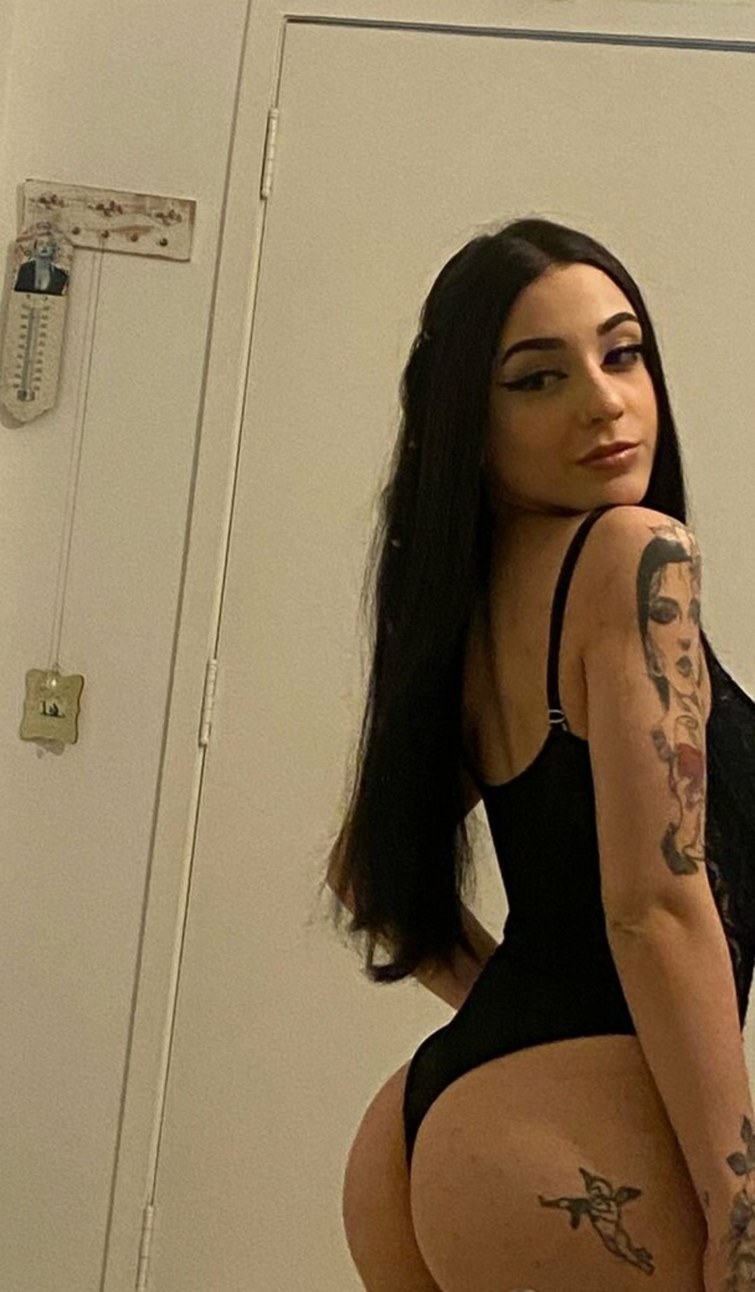 Ellen Maggnus strip onlyfans