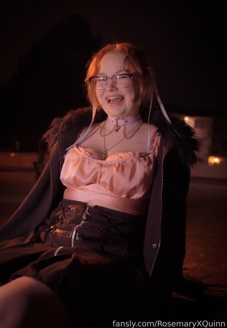 RosemaryXQuinn only fans leaks porn