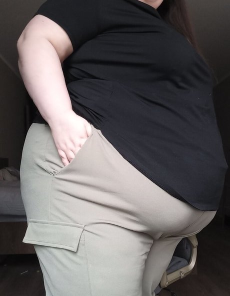 Fluffymaya98 onlyfans leaked pics