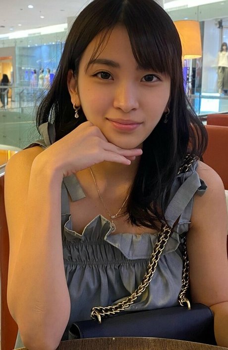 Aveline Liu only fans pics