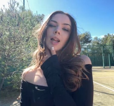 cougars onlyfans pornographic image