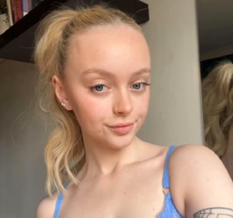 palelittlelad nudes onlyfans leaked