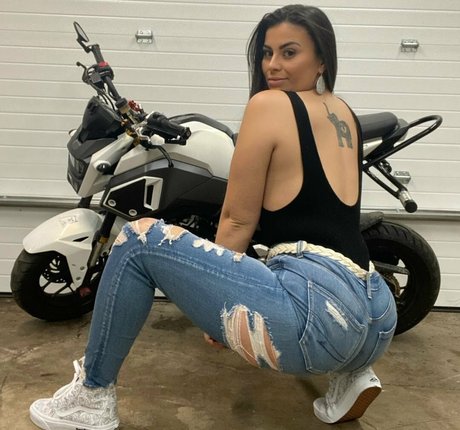 angel of deathhx onlyfans naked leaks