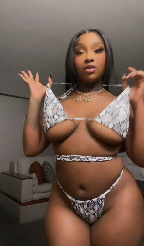 Erica Banks naked only fans