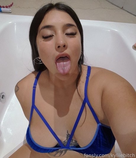 XFREYAAXX nude only fans leaks