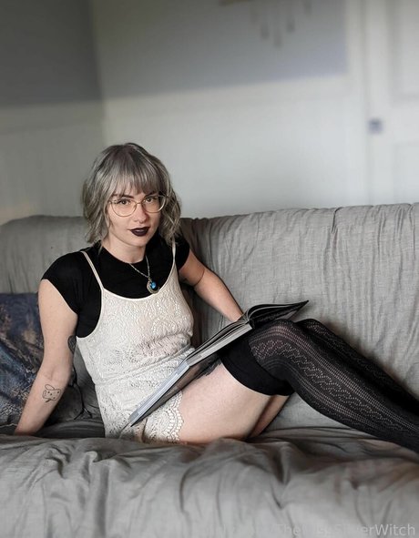 TheMissSilverWitch onlyfans nudes leaked