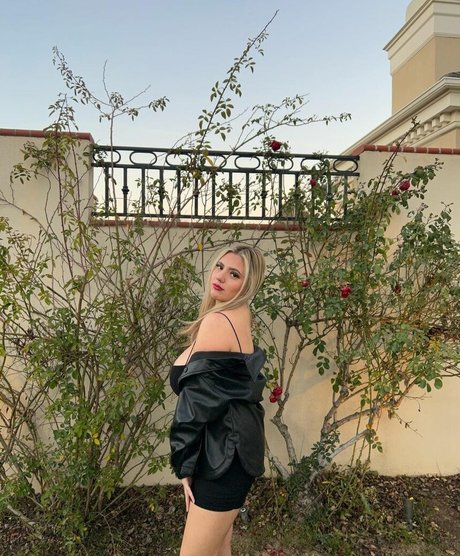 Inez Curiel ass onlyfans