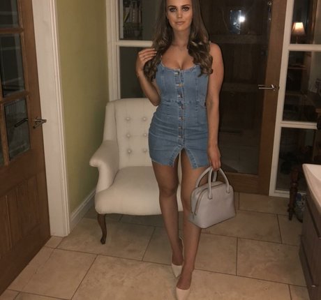 Aimee Stobbart onlyfans free content