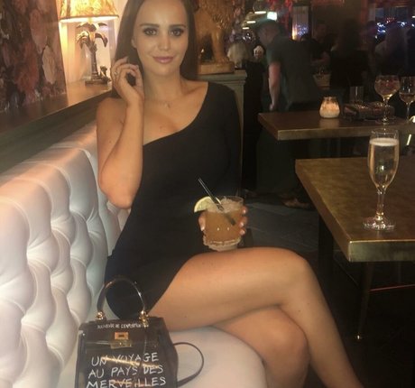 Aimee Stobbart onlyfans leak naked