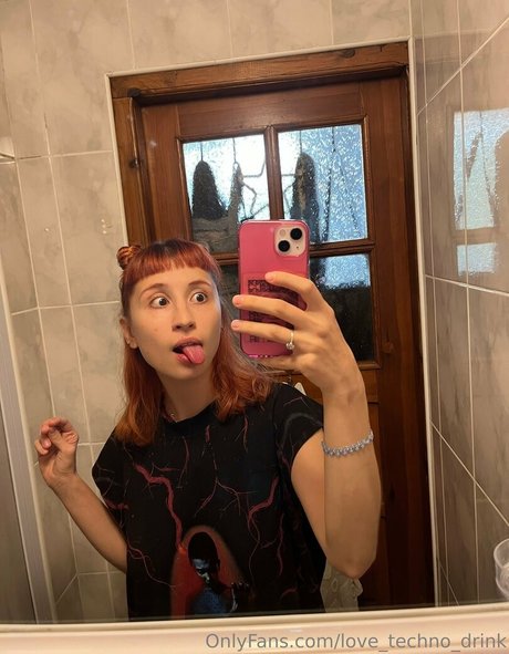 sco000oby girl onlyfans model