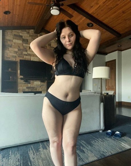 BabyDana desnuda onlyfans