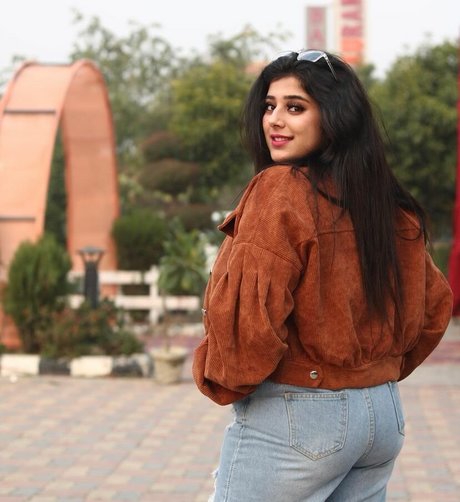 Apoorva Bhalla onlyfans porn nude