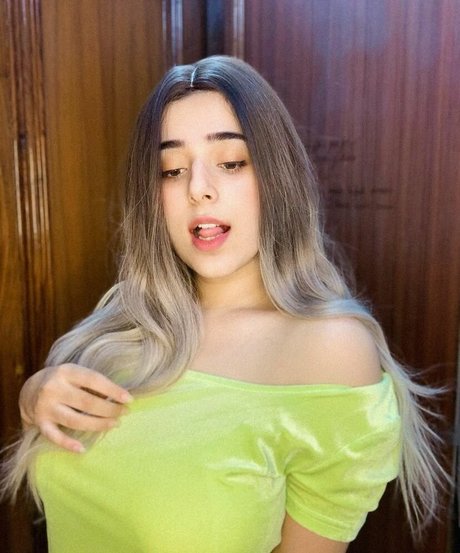 Apoorva Bhalla onlyfans nude pics