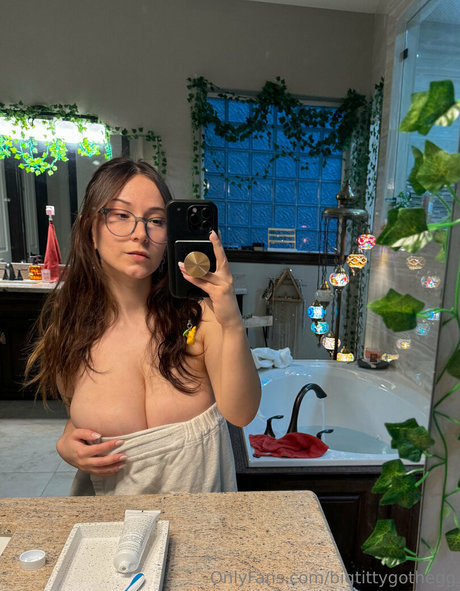 bigtittygothegg onlyfans leaks xxx