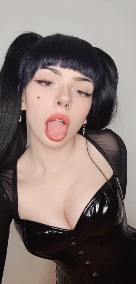 Emma Langevin onlyfans strip