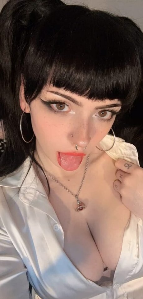 Emma Langevin onlyfans leak free