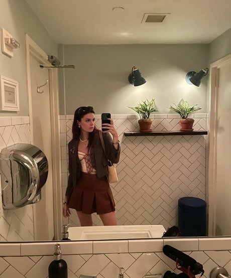 McKenzie Bell onlyfans.