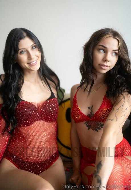 sevsmileyfree en onlyfans