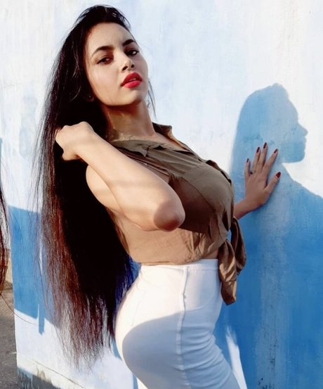 petite skinny onlyfans free image