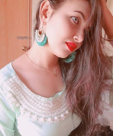 Aarohi Verma onlyfans leaks naked