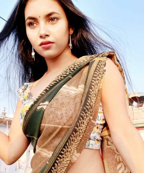 Aarohi Verma onlyfans porno