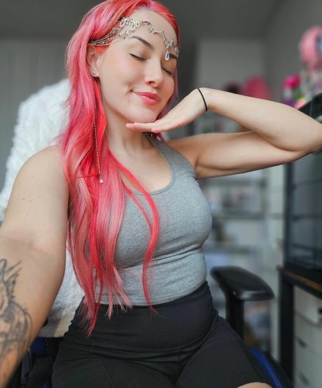 ItsLeslie onlyfans leak sex