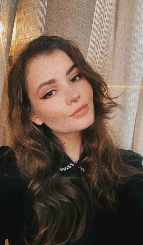 open legs onlyfans sexy xxx depiction